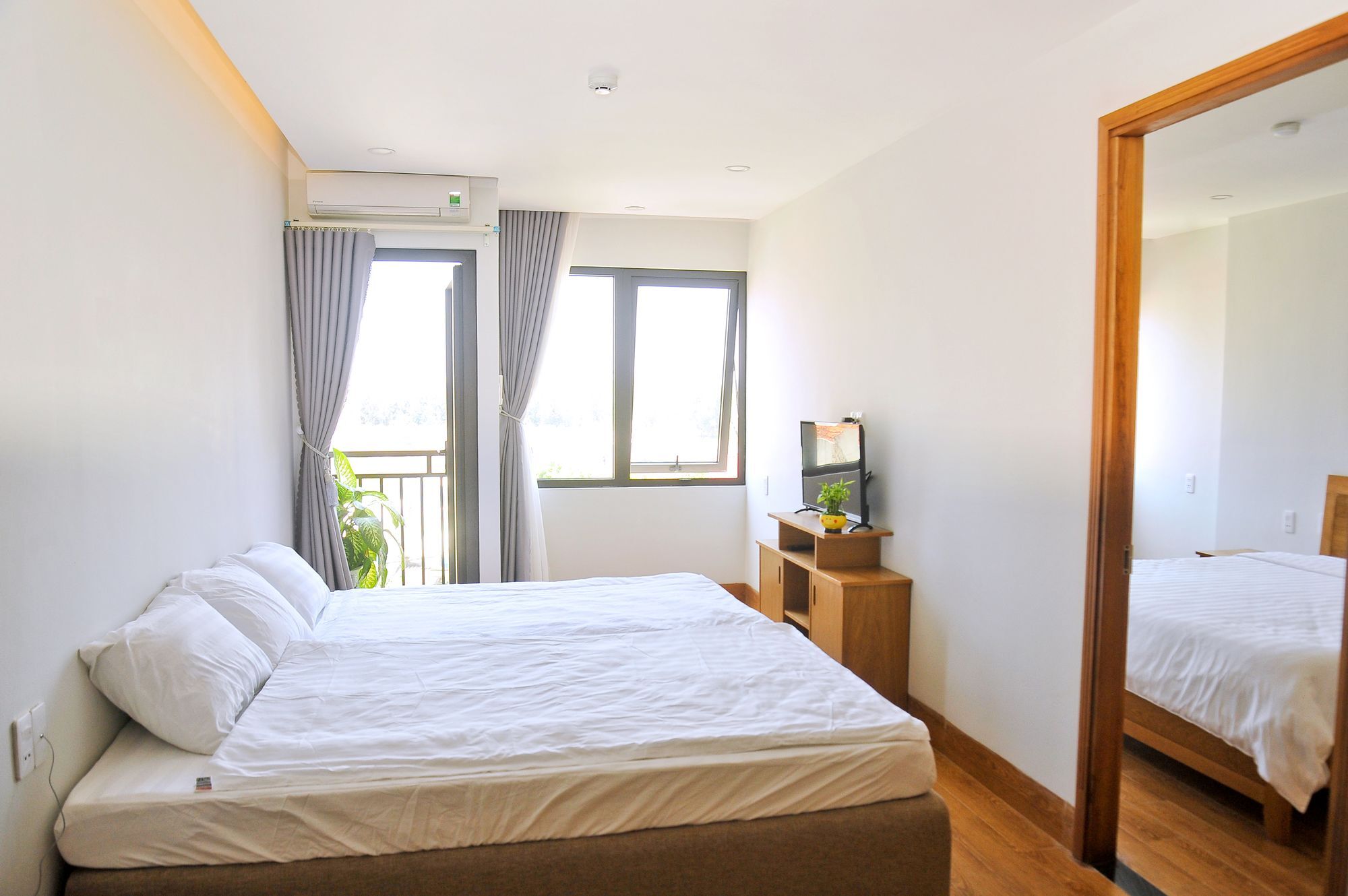 Flower Apartment Da Nang Esterno foto